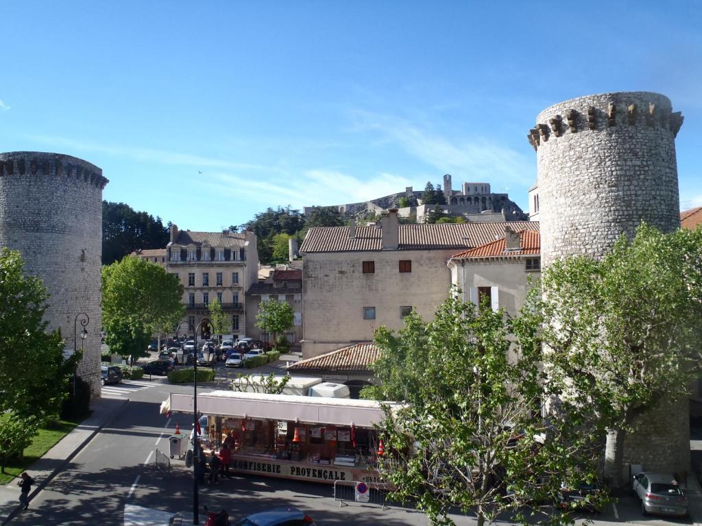 Grand Hotel Du Cours Sisteron Pokój zdjęcie